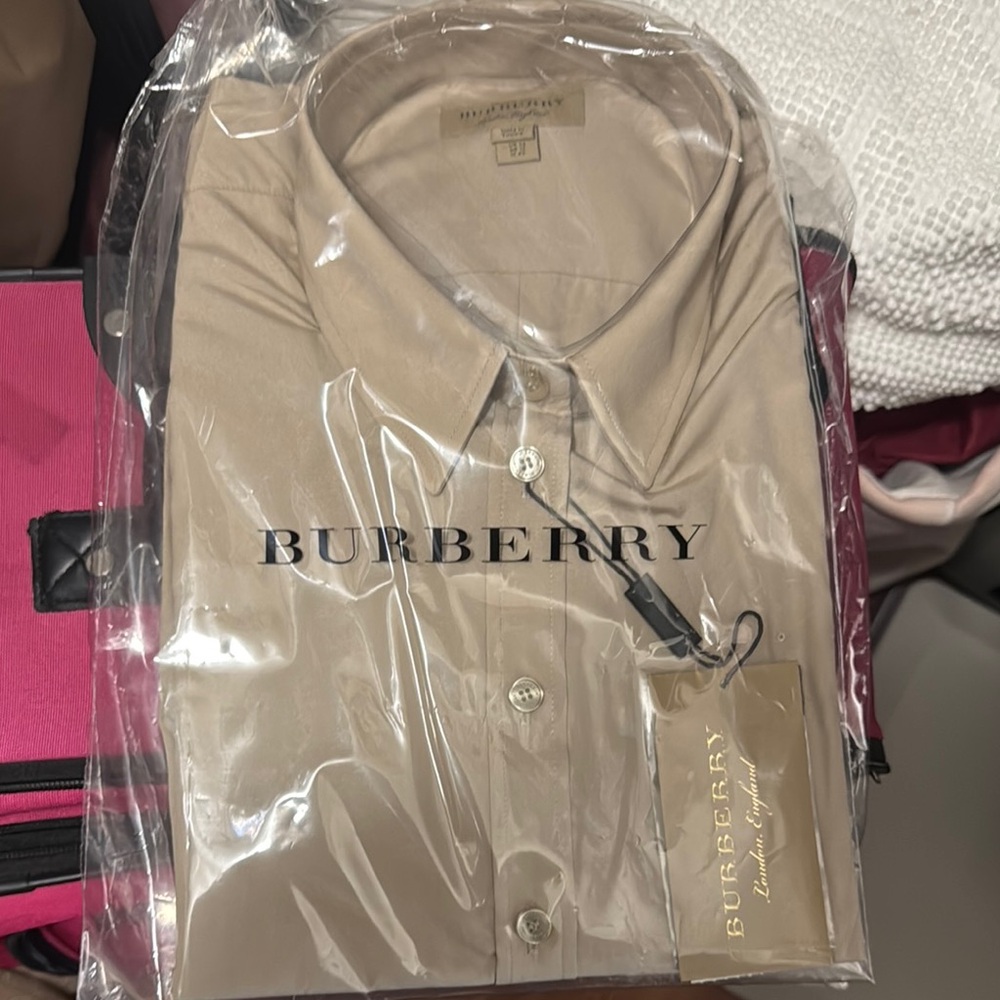Burberry Women’s Tan button up Shirt